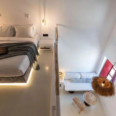 The Townhouse Mykonos מלון 5*